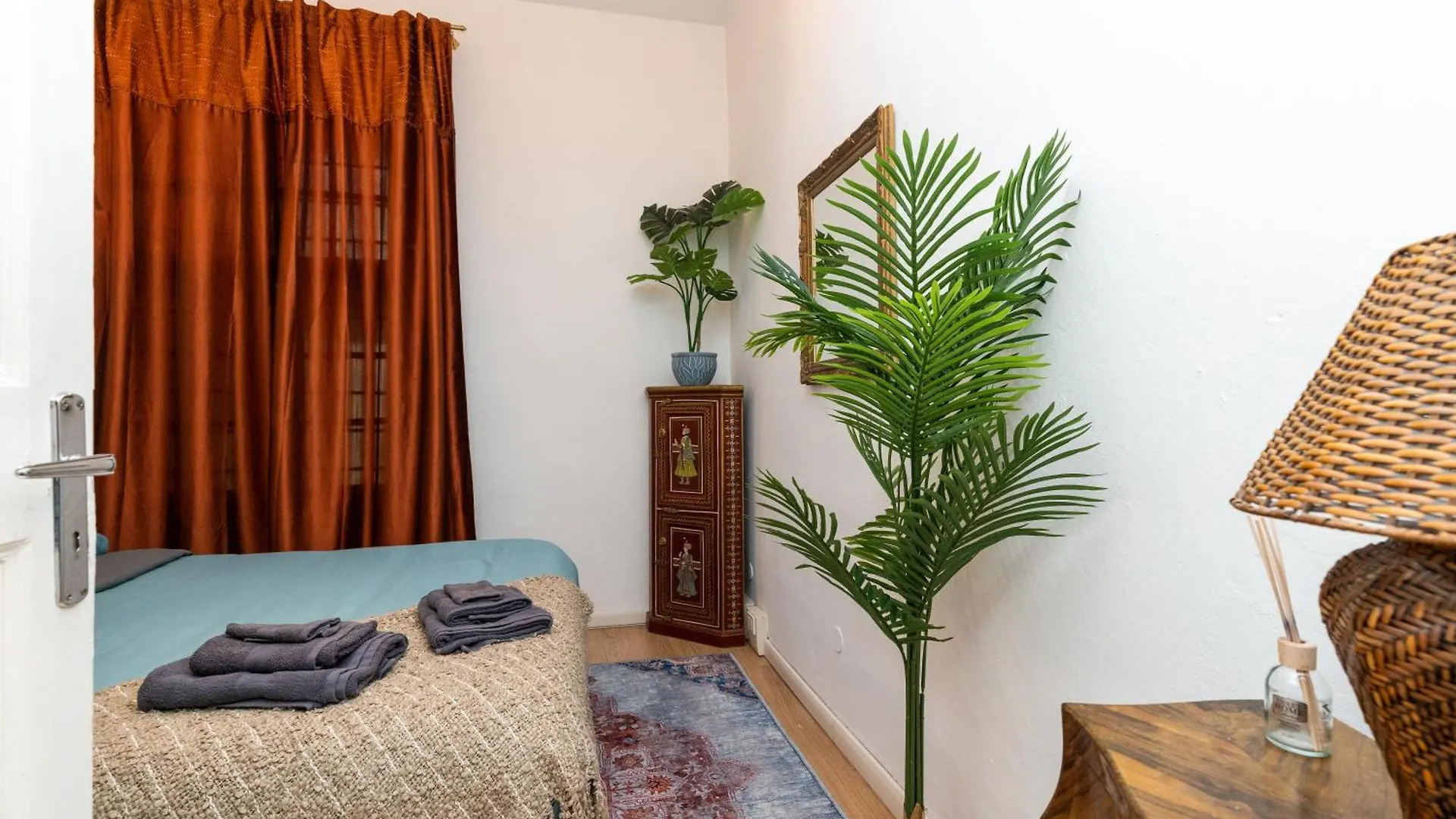 Historic Apt In The Center Of Lucca With Balcony Apartment